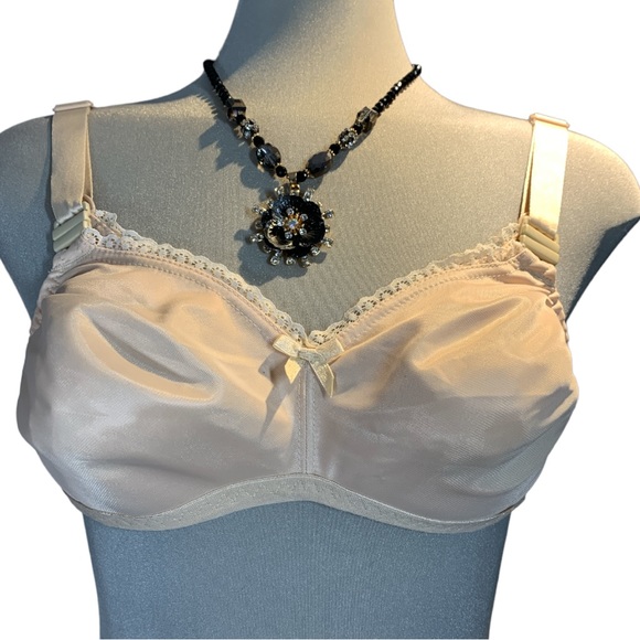 BEAUTY Maternity Beige Bra Size 36C - Picture 2 of 15